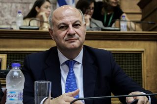 Υπεράνω όλων οι τραπεζίτες