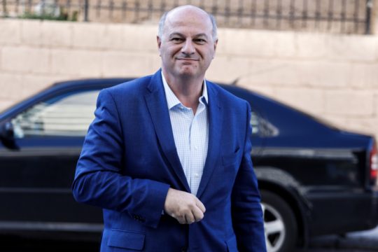 Όπισθεν ολοταχώς από την κυβέρνηση για το νόμο περί βλασφημίας