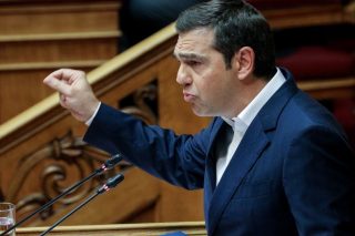 Σύγκρουση… κορυφής για το προσφυγικό