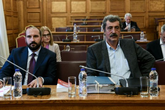 Παρόντες και οι δύο