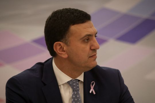 Έκδηλος μικροκομματικός φανατισμός από τον Β. Κικίλια