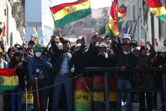 Ανταρσία της αστυνομίας κατά του Μοράλες