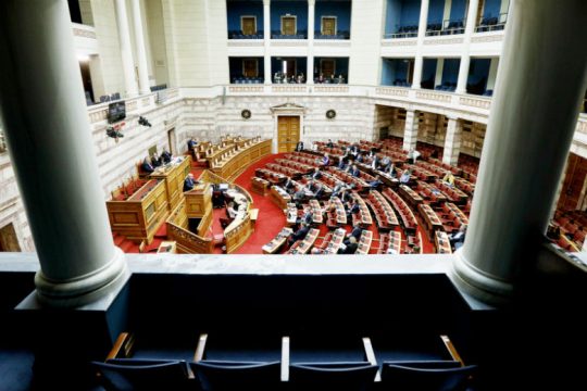 Οταν συγκρούονται δύο κόσμοι