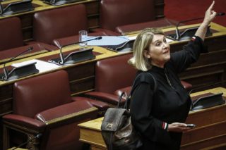 Η Σοφία Βούλτεψη ξεφτίλισε τους Financial Times