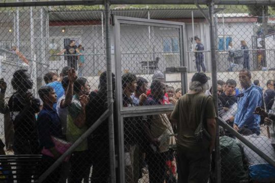 Διευκρινίσεις για τα κλειστά κέντρα ζητά η Ντούνια Μιγιάτοβιτς