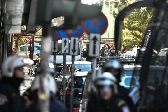 «Ψαχουλεματάκι» σε αστυνομικό έλεγχο