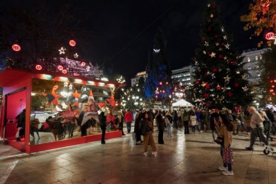 Η Coca-Cola «ζωντανεύει» τα Χριστούγεννα στην καρδιά της Αθήνας