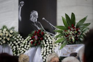Τελευταίο «αντίο» με τα αγαπημένα τραγούδια του