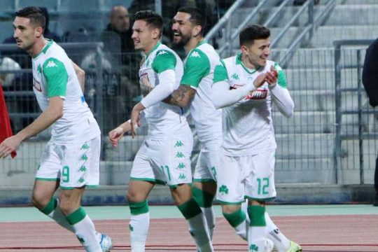 Αφελής και… αδιόρθωτος