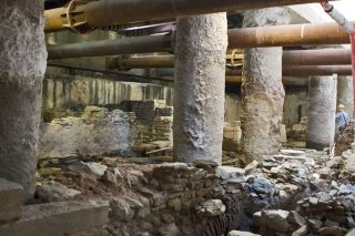 Αρχαία με… αυτοκτονικές τάσεις