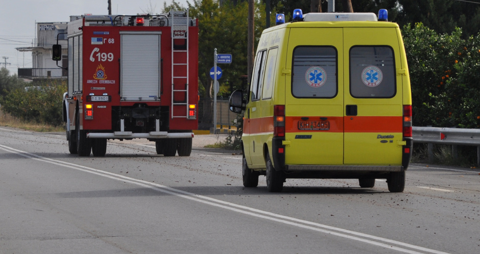 Νεκρή 19χρονη, σε κρίσιμη κατάσταση 25χρονη από τροχαίο