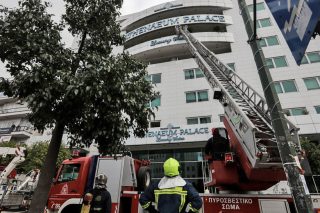 Πυρκαγιά σε ξενοδοχείο στον Νέο Κόσμο