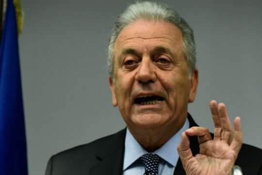 Μηνύει εφημερίδα ο Αβραμόπουλος