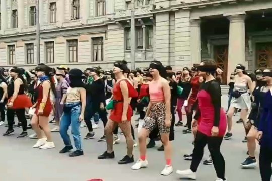 Εκρηκτική φεμινιστική διαμαρτυρία στη Χιλή