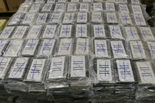Τόνοι κοκαΐνης σε κιβώτια με αλεύρι σόγιας, στην Ουρουγουάη