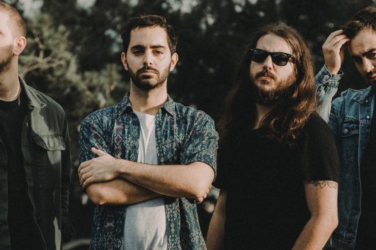 Οι Deaf Radio παρουσιάζουν live το Modern Panic στην Αθήνα
