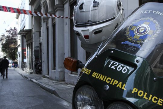 Στο παιχνίδι της αστυνομοκρατίας και η δημοτική αστυνομία της Αθήνας