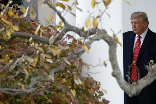 Άνοιξε ο δρόμος για την παραπομπή του Ντ. Τραμπ
