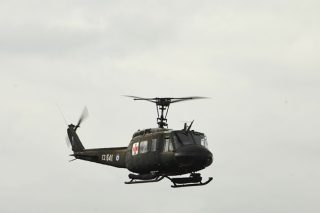 Τα «Χιούι» για τις περιπολίες στον Εβρο έφτασαν στην Αλεξανδρούπολη