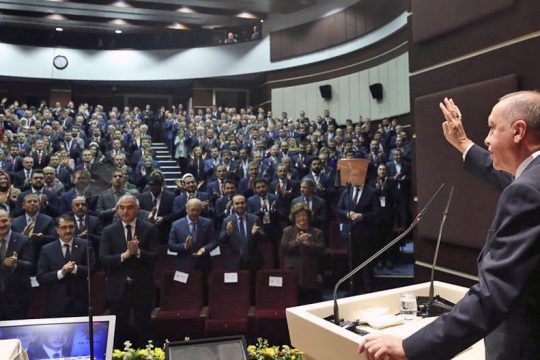 Ερντογάν προκαλεί Ρωσία μέσω Λιβύης