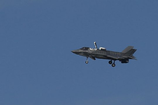 Μέση Ανατολή: Το «ντέρμπι» ΗΠΑ-Ιράν για τον πιλότο του F35, οι απειλές για «κόλαση» και οι ενεργειακές εγκαταστάσεις