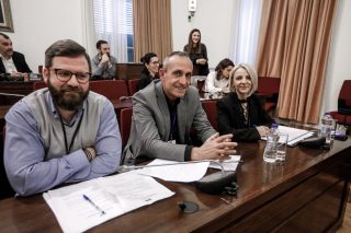 Ερμηνεύοντας τον νόμο με φόβο και πάθος