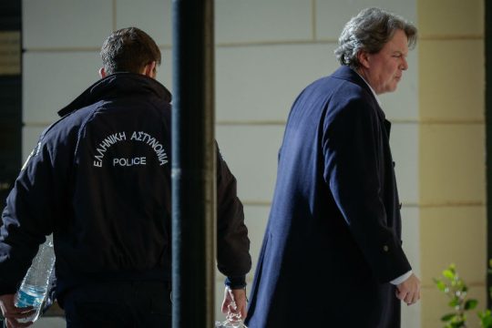 Γιατί δεν καλεί το Liberal τον Γεωργιάδη στο παιδικό, χριστουγεννιάτικο, πάρτι του;