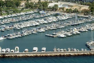 Ηλικιωμένη βρέθηκε νεκρή στη θάλασσα της Γλυφάδας