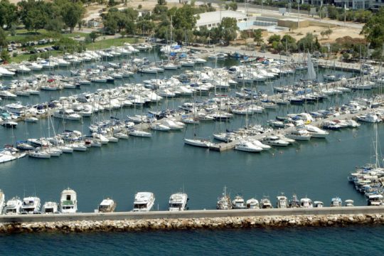 Ηλικιωμένη βρέθηκε νεκρή στη θάλασσα της Γλυφάδας