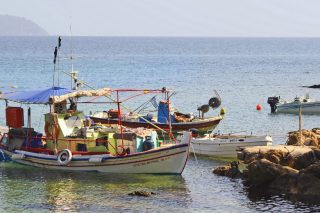 «Μετρικό» χαράτσι 4,2 εκατ. ευρώ στα αλιευτικά σκάφη