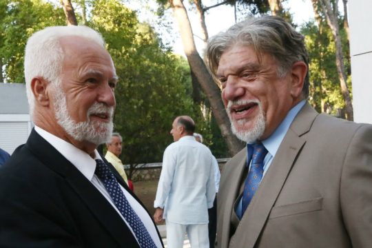 Χριστουγεννιάτικες απολύσεις στο πρόγραμμα ΕΣΤΙΑ στη Ν. Φιλαδέλφεια-Χαλκηδόνα