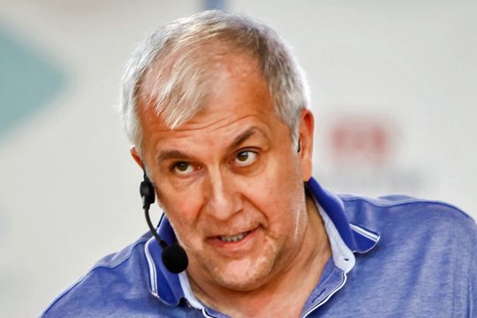 «Και στην τουαλέτα;»