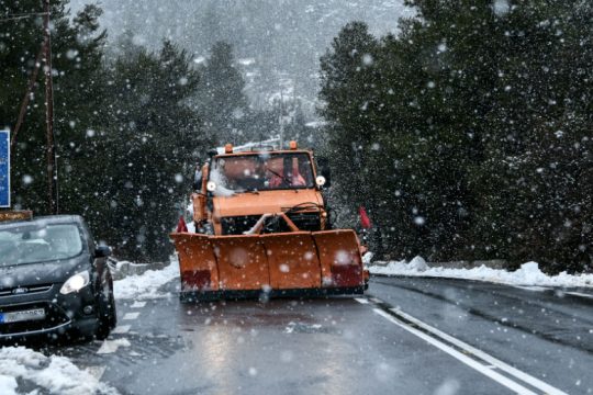 Στο «ψυγείο» η χώρα από το πέρασμα της «Ζηνοβίας»