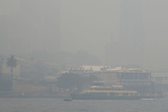 Γιατροί προειδοποιούν για τις επιπτώσεις του καπνού στην Αυστραλία