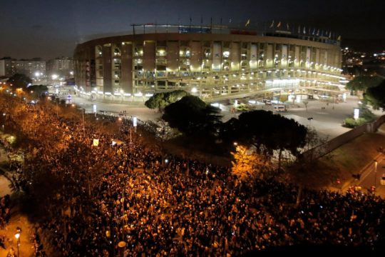 Το clasico «στη σκιά» τεράστιων διαδηλώσεων για καταλανική ανεξαρτησία