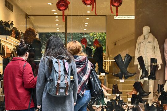 Οι γιορτές δεν γέμισαν τα ταμεία στον Πειραιά
