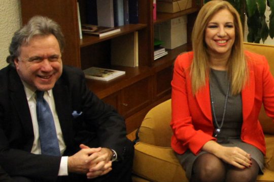 ΣΥΡΙΖΑ και ΚΙΝ.ΑΛΛ. ζητούν σύγκληση του συμβουλίου πολιτικών αρχηγών