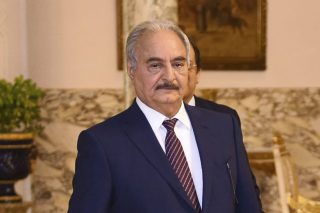 Χαλίφα Χάφταρ, ο μακελάρης που όλοι αγαπήσαμε…