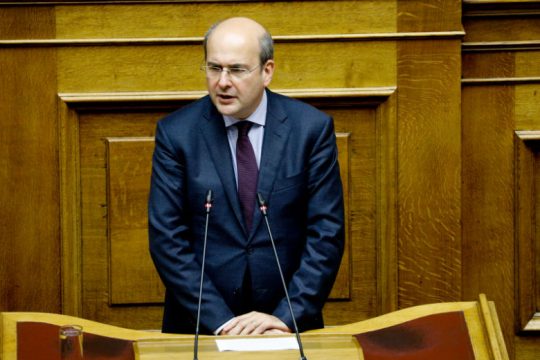 Ιδιωτικοποίηση του 49% του ΔΕΔΔΗΕ προανήγγειλε ο Κ. Χατζηδάκης