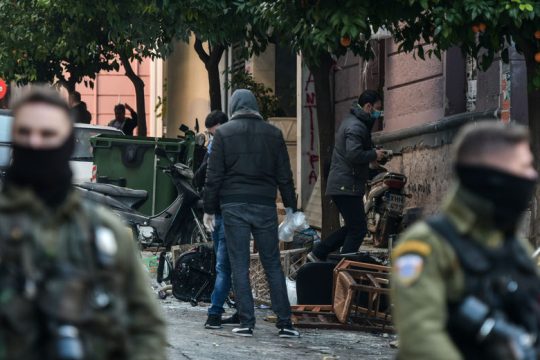 Πλαστικές σφαίρες, ψέματα, αυθαιρεσίες και συγκάλυψη