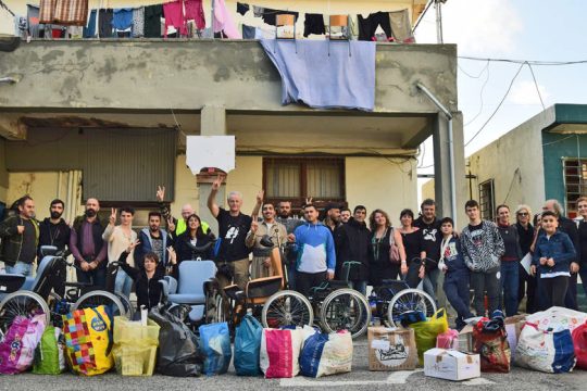 Καραβάνι αλληλεγγύης για το Λαύριο