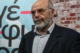 Η γυμνή