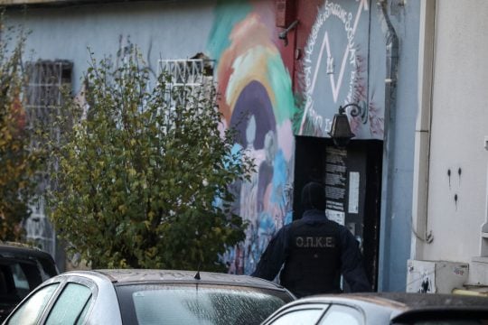 Άνθρωποι της Τέχνης και πολίτες καταδικάζουν την άγρια καταστολή στο Κουκάκι