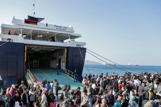 Πλούτιζαν από την απελπισία των προσφύγων