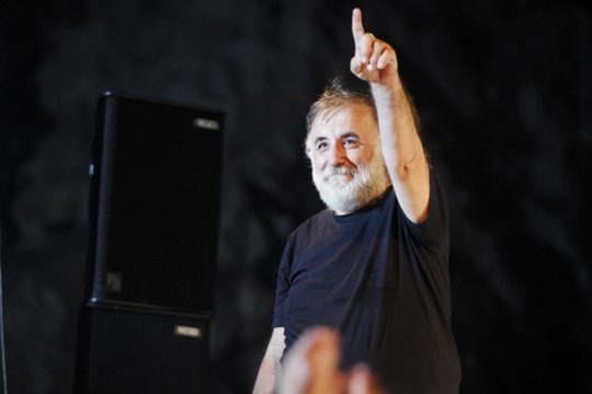 Συλλυπητήρια από τον πολιτικό κόσμο για τον θάνατο του Θ. Μικρούτσικου