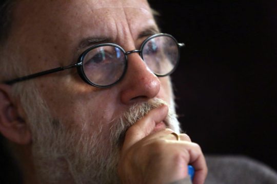 Δημοσία δαπάνη η κηδεία του Θάνου Μικρούτσικου