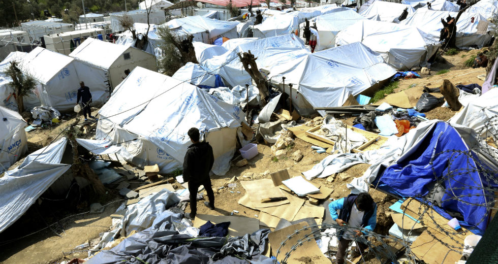 Μόρια: Διαμαρτυρία προσφύγων που ζητούν ρεύμα και νερό