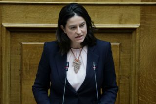 Παιδεία για όλο και… λιγότερους