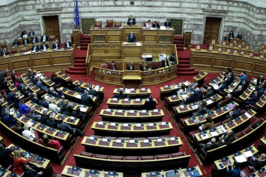 Σκληρή κριτική για όλη την ατζέντα από τους πολιτικούς αρχηγούς