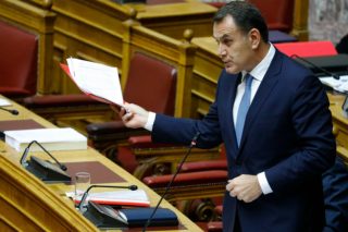 Μα, τι λέει ο άνθρωπος;